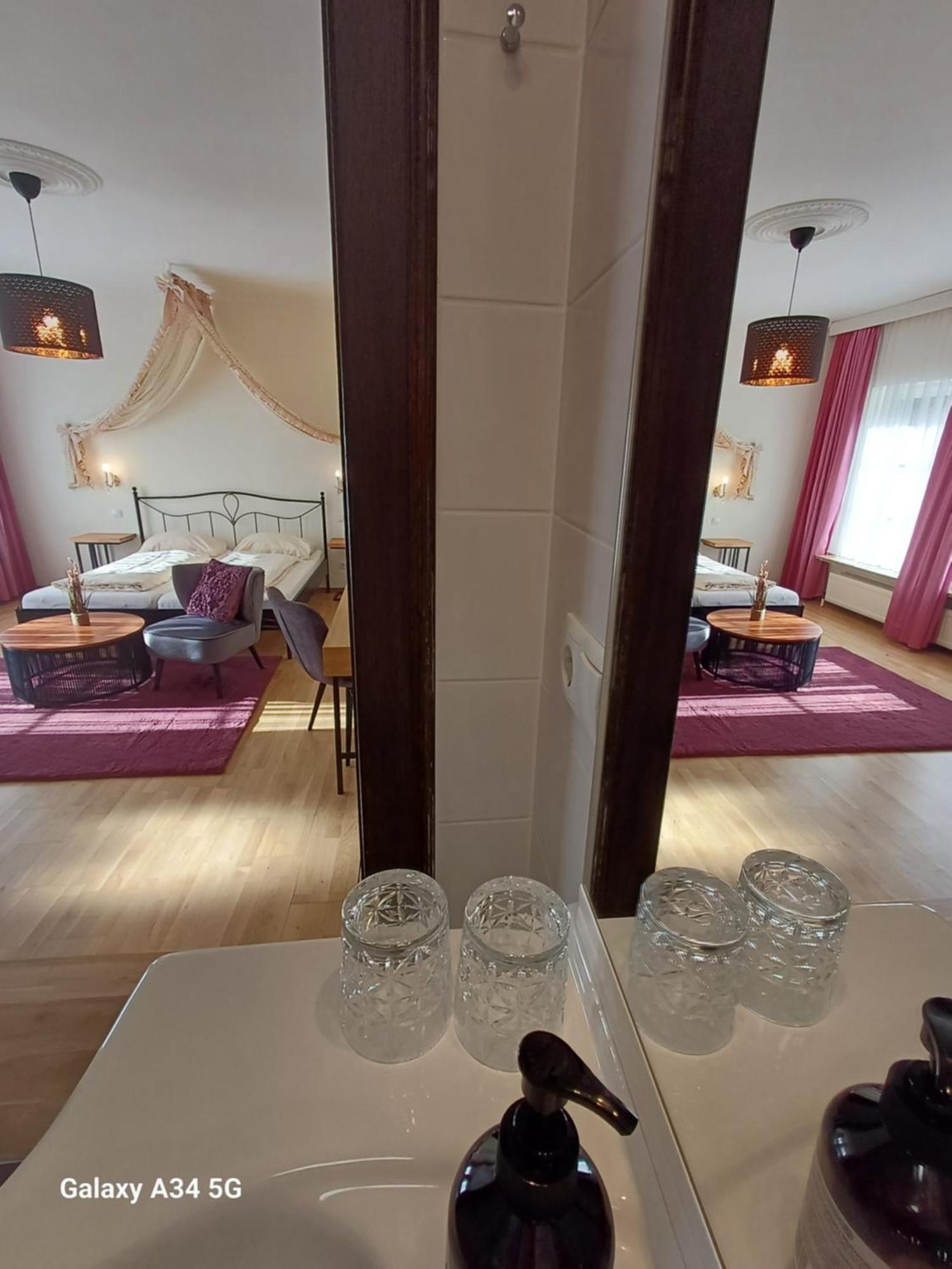 Haus Am Moos Bed & Breakfast ซาลซ์บูร์ก ภายนอก รูปภาพ
